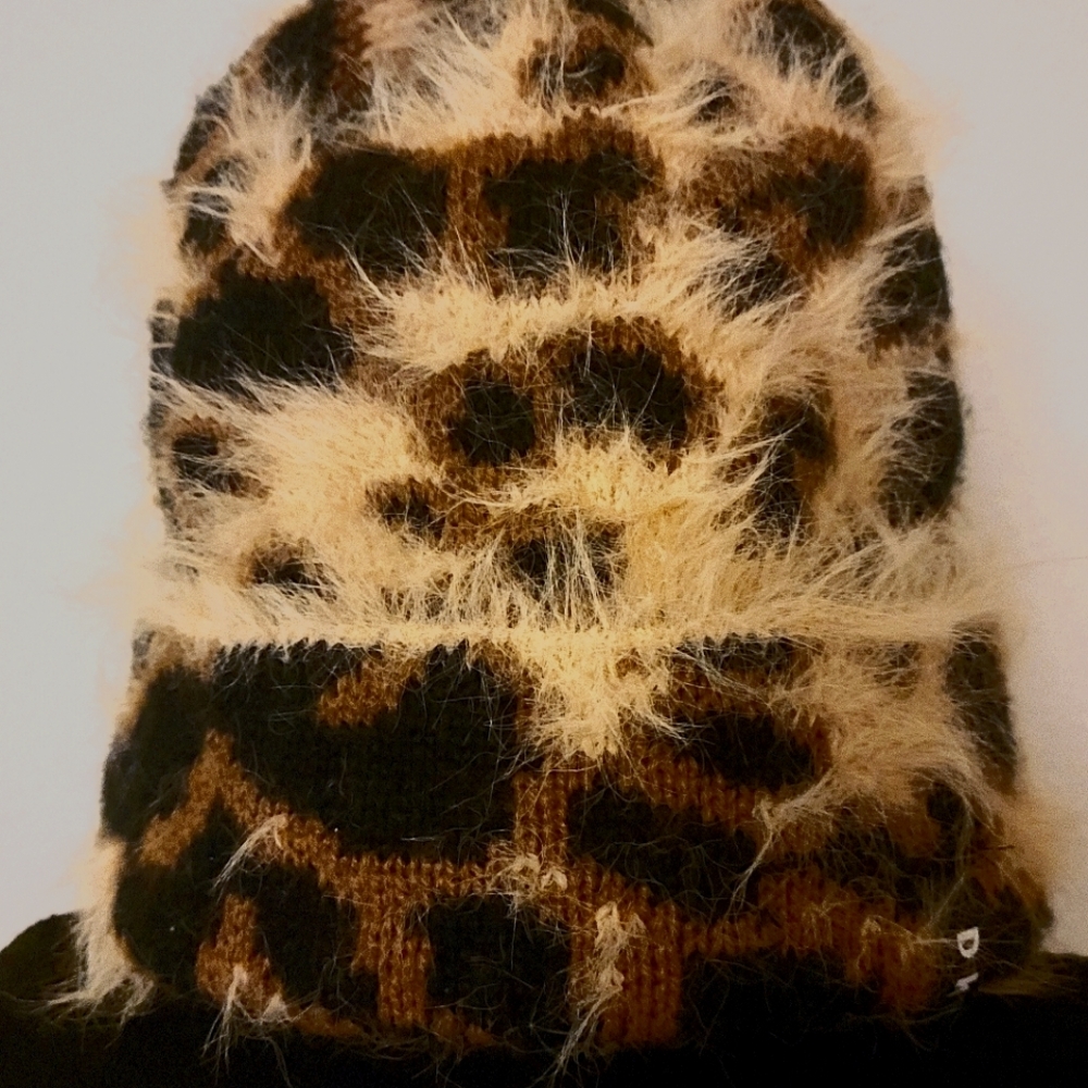 DKNY Leopard beanie